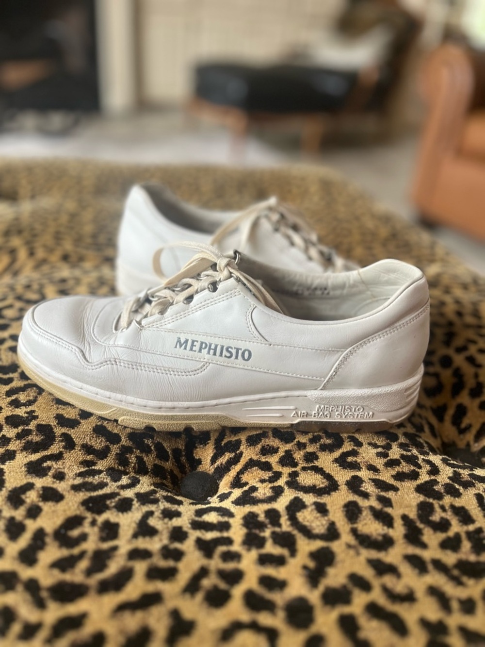 Mephisto Match White Leather Sneakers Runoff Comfort Shoes Caoutchouc Sole SZ 9